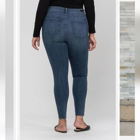 Ms. Cello high rise jeans - Picture 3 of 12